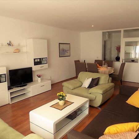 Apartment Anamarija Njivice Extérieur photo
