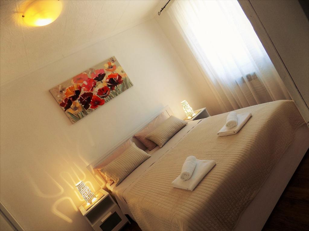 Apartment Anamarija Njivice Extérieur photo