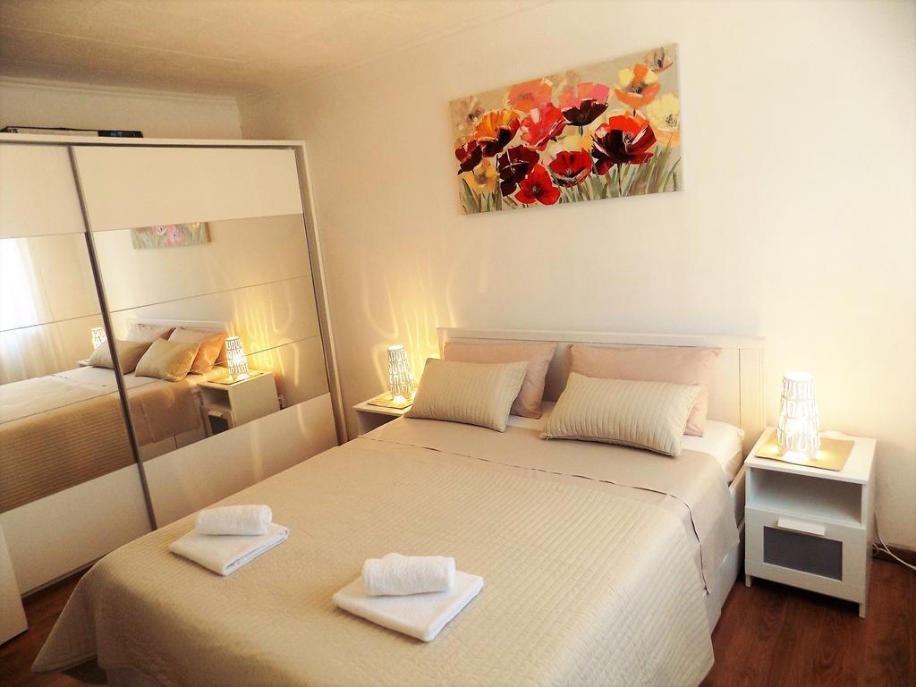 Apartment Anamarija Njivice Extérieur photo