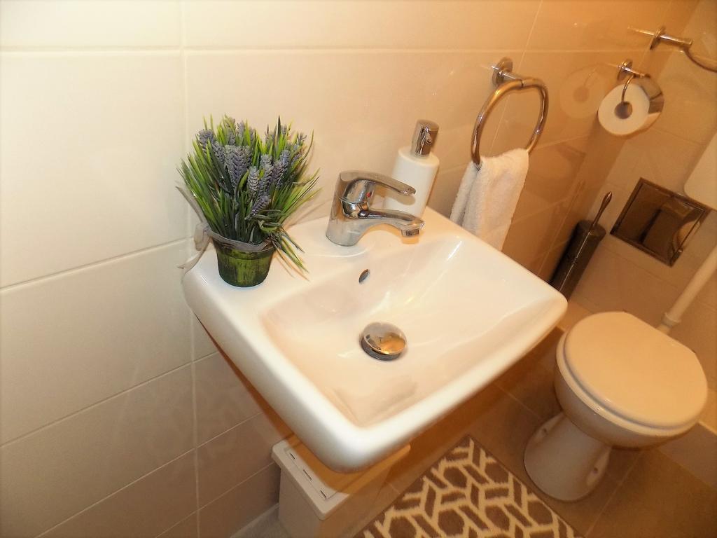 Apartment Anamarija Njivice Extérieur photo